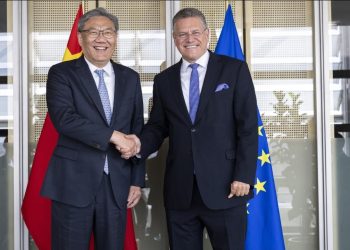 Déficit commercial record : l’Europe cherche à rééquilibrer ses échanges avec la Chine