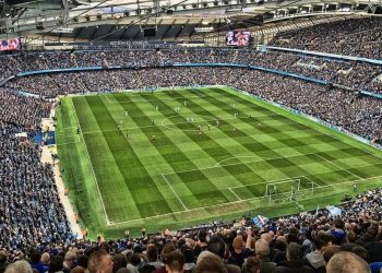 Football anglais : pourquoi les clubs perdent-ils de l’argent malgré 9 milliards de livres de revenus ?