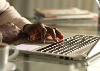 Kenya : l’intelligence artificielle, entre menaces sur l’emploi et nouvelles perspectives de croissance